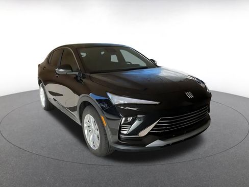 Used 2025 Buick Envista Preferred image 4