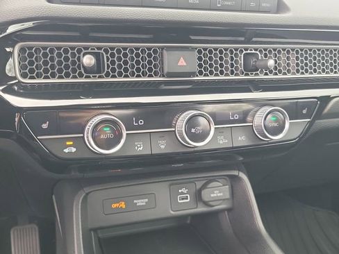 Used 2024 Honda Civic EX-L image 25