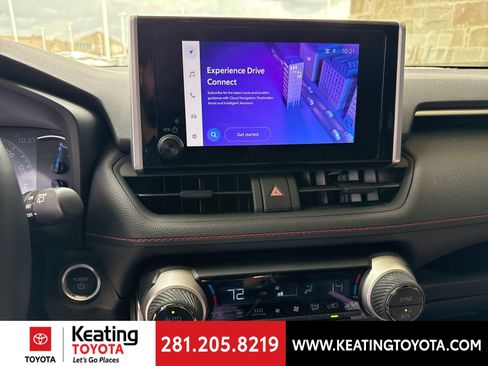 Used 2025 Toyota RAV4 SE w/ Weather & Moonroof Package image 21