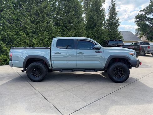 Used 2021 Toyota Tacoma TRD Pro AWD/4WD image 31