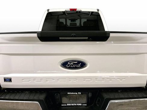 Used 2019 Ford F250 Lariat w/ Lariat Ultimate Package AWD/4WD image 5