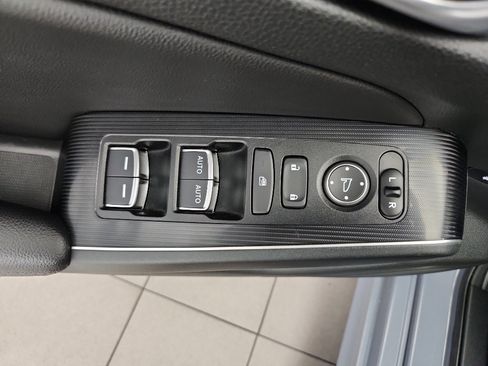 Used 2024 Honda Civic Touring image 9