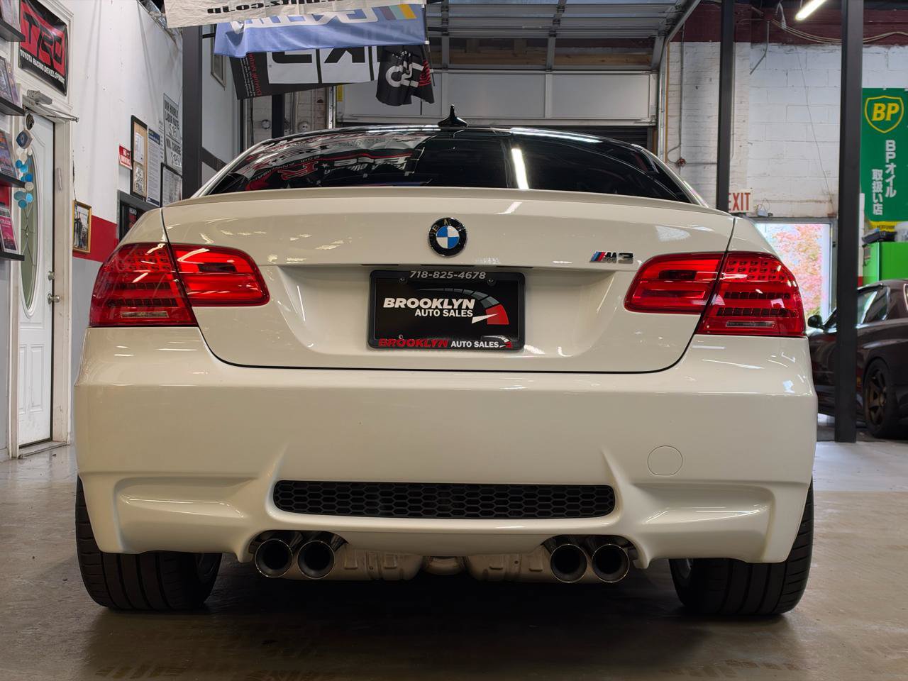 Used 2011 BMW M3 Coupe RWD image 8