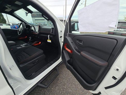 New 2026 Nissan Frontier PRO-4X AWD/4WD image 11