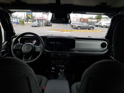 New 2026 Jeep Gladiator Sport image 18