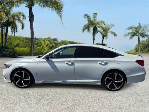 Used 2022 Honda Accord Sport Special Edition image 2