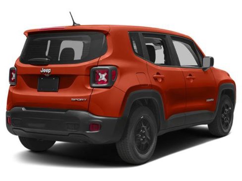 Used 2018 Jeep Renegade Latitude w/ Popular Equipment Group FWD image 2