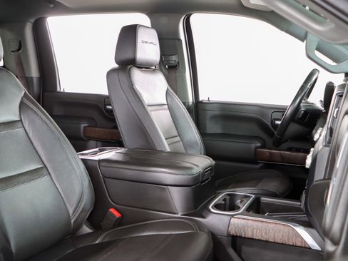 Used 2023 GMC Sierra 2500 Denali w/ Denali Ultimate Package image 31