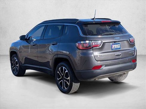 Used 2024 Jeep Compass Limited image 7