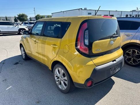 Used 2015 Kia Soul + FWD image 4