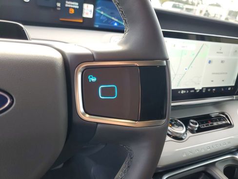New 2025 Ford Expedition Active RWD image 13