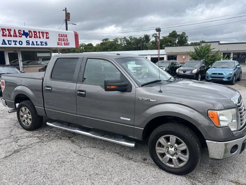 Used 2011 Ford F150 XLT w/ XLT Chrome Pkg image 7