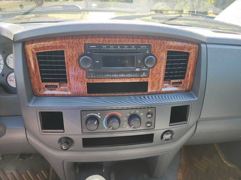 Used 2006 Dodge Ram 3500 Truck SLT RWD image 25