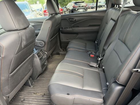 Used 2023 Honda Passport TrailSport image 21