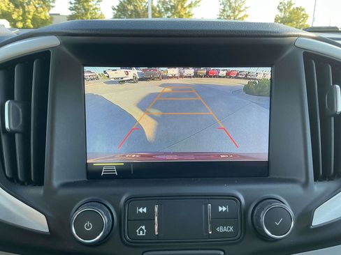 Used 2021 GMC Terrain SLT image 22