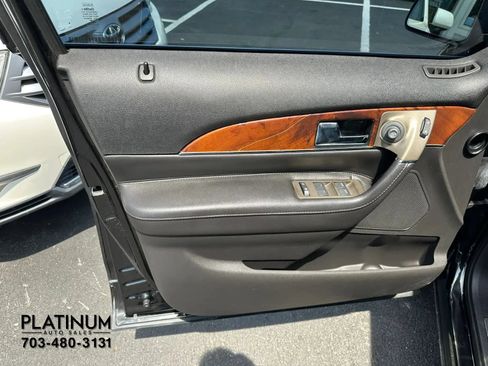 Used 2014 Lincoln MKX AWD w/ Equipment Group 102A image 18