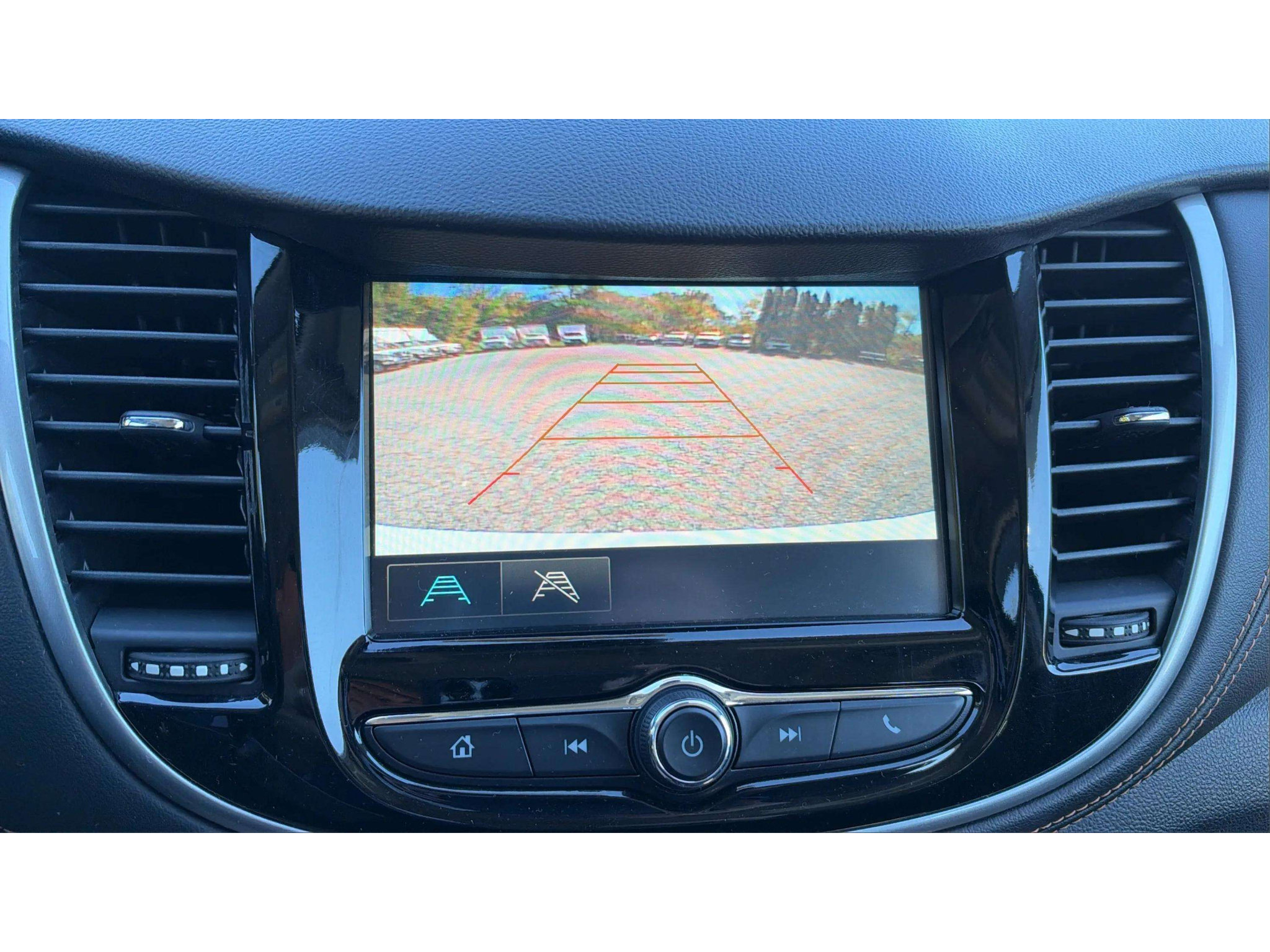 Used 2017 Chevrolet Trax LS FWD image 17