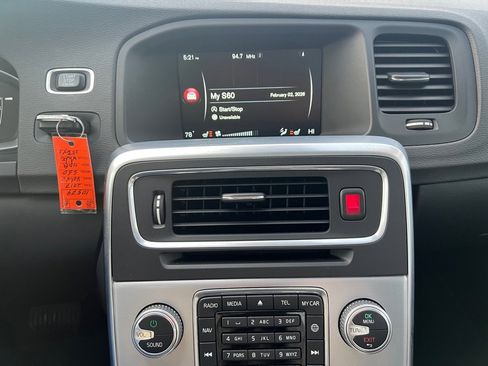 Used 2017 Volvo S60 T5 Dynamic image 21