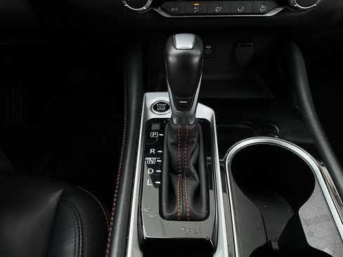 Used 2025 Nissan Altima 2.5 SR image 23