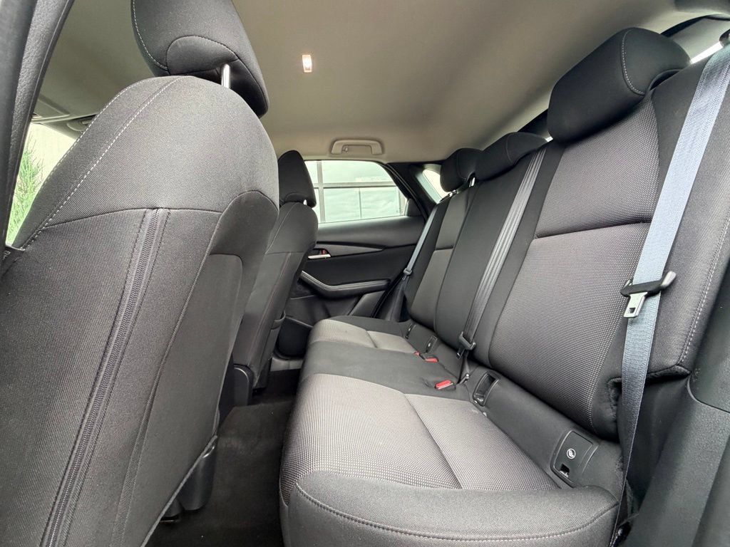 Used 2023 MAZDA CX-30 AWD 2.5 S image 9