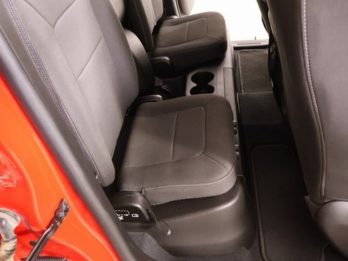 Used 2019 Chevrolet Colorado LT w/ LT Convenience Package image 14