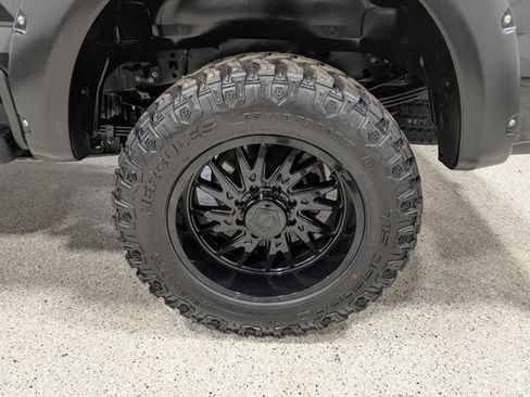 Used 2024 Ford F350 Platinum w/ FX4 Off-Road Package AWD/4WD image 13