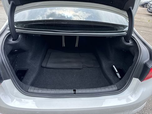 Used 2017 BMW 540i RWD image 18