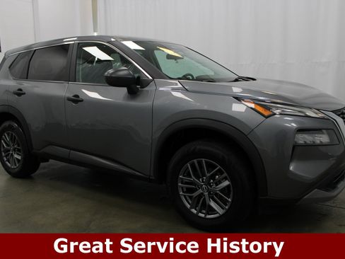 Used 2023 Nissan Rogue S image 3