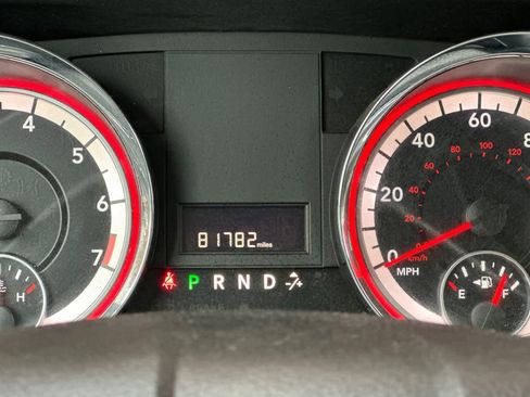 Used 2019 Dodge Grand Caravan SE w/ UConnect Hands-Free Group image 28