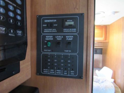 Used 2017 Ford E-450 and Econoline 450 Super Duty w/ Motorhome Prep Package image 44