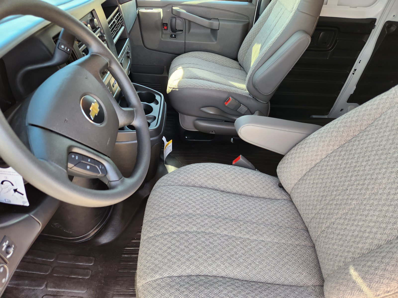 New 2025 Chevrolet Express 2500 w/ Driver Convenience Package RWD image 10