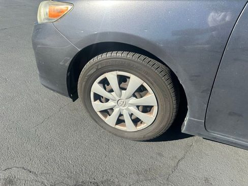 Used 2013 Toyota Corolla L image 6