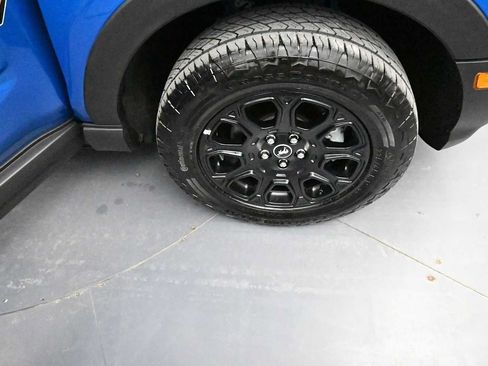 Certified 2025 Ford Bronco Sport Outer Banks AWD/4WD image 10