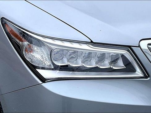 Used 2016 Acura MDX 3.5L 4D Sport Utility image 32