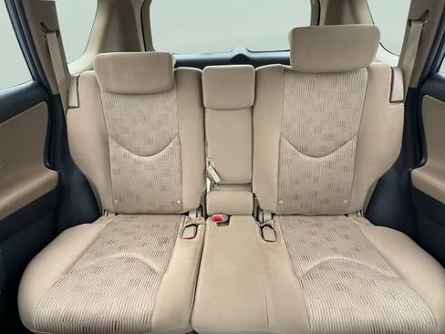 Used 2011 Toyota RAV4 4WD w/ Base L4 Extra Value Pkg image 17