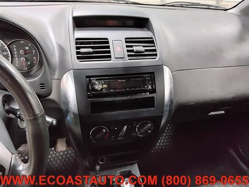 Used 2007 Suzuki SX4 AWD Hatchback image 12