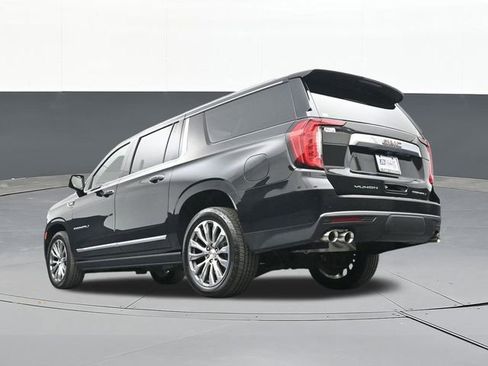 Used 2021 GMC Yukon XL Denali w/ Denali Premium Package image 46