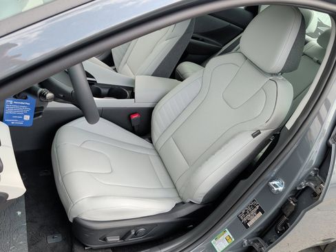 New 2026 Hyundai Elantra Limited FWD image 30