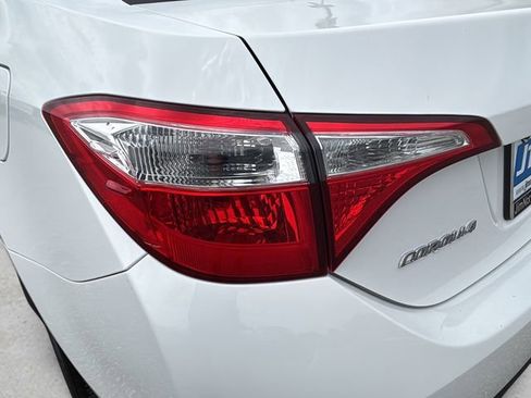 Used 2014 Toyota Corolla LE image 26