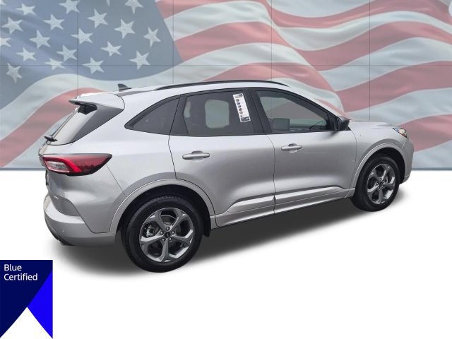 Used 2023 Ford Escape ST-Line w/ Tech Pack #1 AWD/4WD image 4
