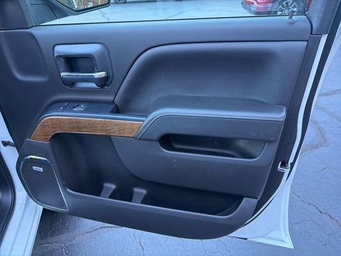 Certified 2018 Chevrolet Silverado 1500 LTZ w/ Sport Package image 15