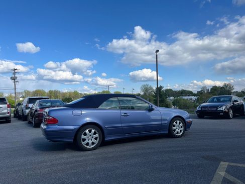 Used 2002 Mercedes-Benz CLK 320 Cabriolet image 3