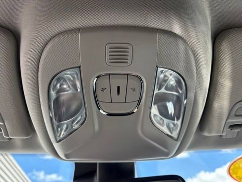 Used 2022 Jeep Compass Limited AWD/4WD image 22