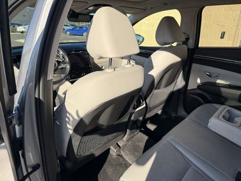 Used 2022 Hyundai Tucson Limited image 9