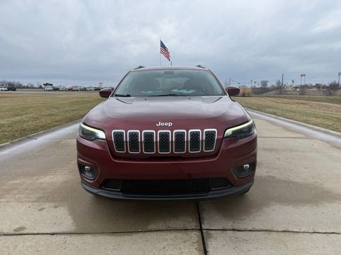 Used 2019 Jeep Cherokee Latitude w/ Popular Appearance Group image 10