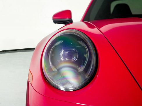 Used 2025 Porsche 911 Carrera image 28