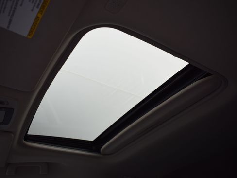 Used 2022 Toyota Sienna XLE image 20