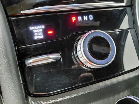 Certified 2024 Jeep Grand Cherokee L Limited w/ Luxury Tech Group II image 37