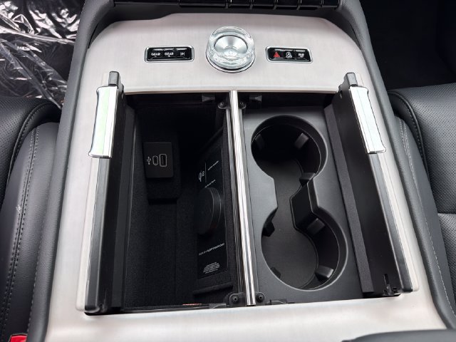 New 2027 Lincoln Navigator L Reserve w/ Jet Appearance Package AWD/4WD image 31
