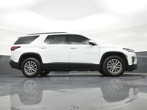 Used 2024 Chevrolet Traverse LT FWD image 31